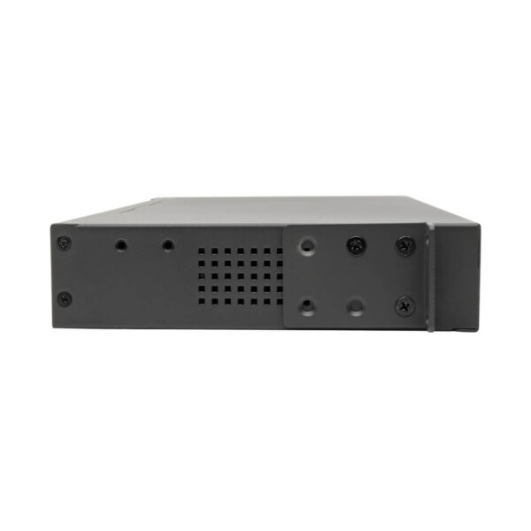 Tripp Lite series 16-Port Console Server, USB Ports (2) - Dual GbE NIC, 4 Gb Flash, Desktop/1U Rack, TAA
