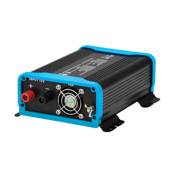 0c30778910a92e062894d98257786e16 Tripp Lite series 3000W Heavy-Duty Compact Power Inverter - 2x 5-15/20R, USB Charging, Pure Sine Wave, Wired Remote