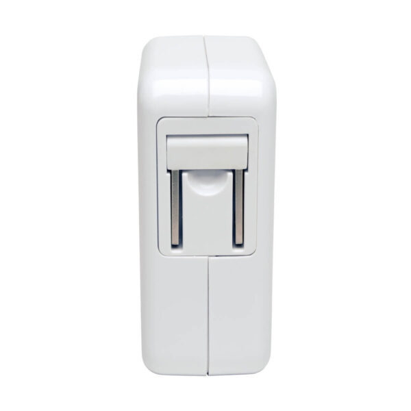 Tripp Lite series 2-Port USB Wall/Travel Charger, 5V 3.4A / 17W