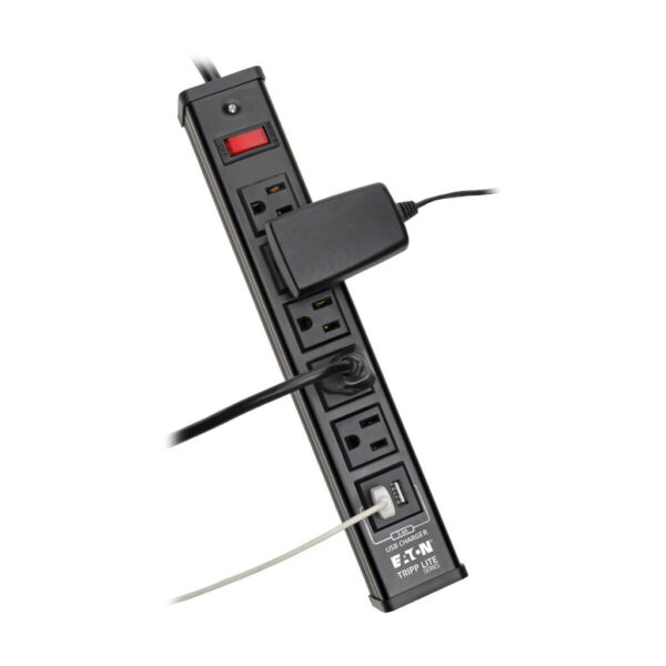 3f7ff1f0a5343334652b151066aa4a95 Tripp Lite TLM526USBB surge protector Black 5 AC outlet(s) 120 V 1,83 m