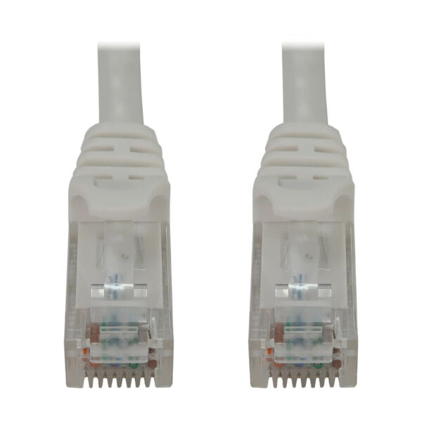 5638ce02e12161df97642f73e3810656 Tripp Lite series Cat6a 10G Snagless Molded UTP Ethernet Cable (RJ45 M/M), PoE, White, 6 in. (15 cm)