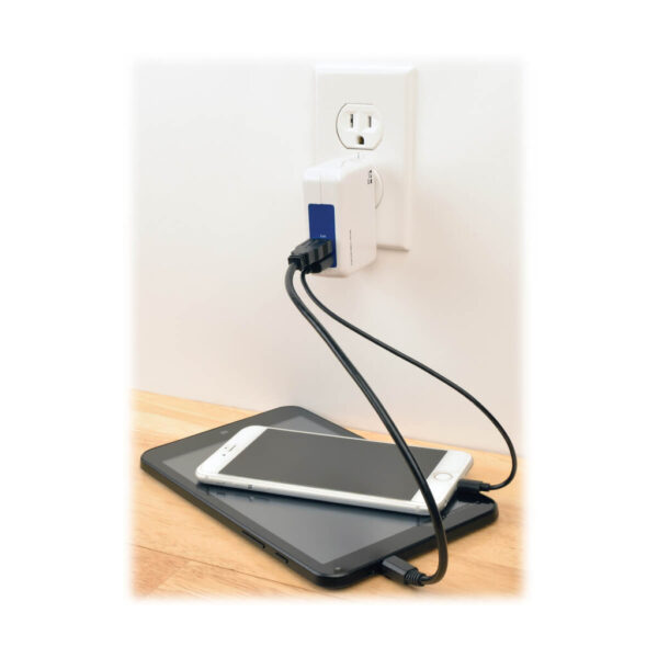 Tripp Lite series 2-Port USB Wall/Travel Charger, 5V 3.4A / 17W