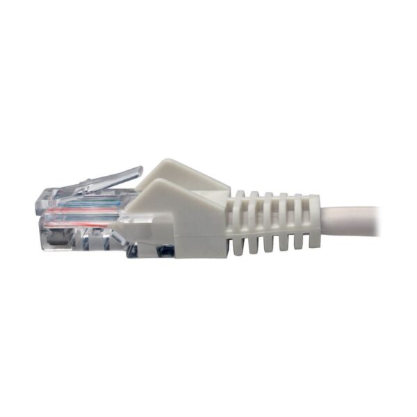Tripp Lite series Cat5e 350 MHz Snagless Molded (UTP) Ethernet Cable (RJ45 M/M), PoE - White, 5 ft. (1.52 m)