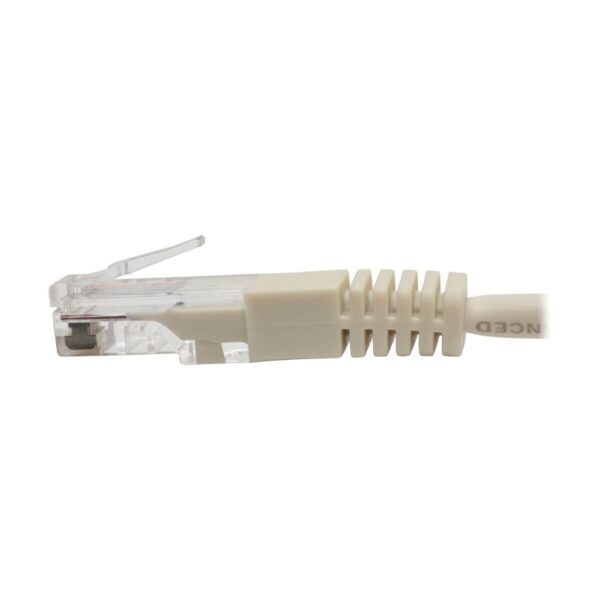 Tripp Lite series Cat5e 350 MHz Molded (UTP) Ethernet Cable (RJ45 M/M), PoE - White, 10 ft. (3.05 m)