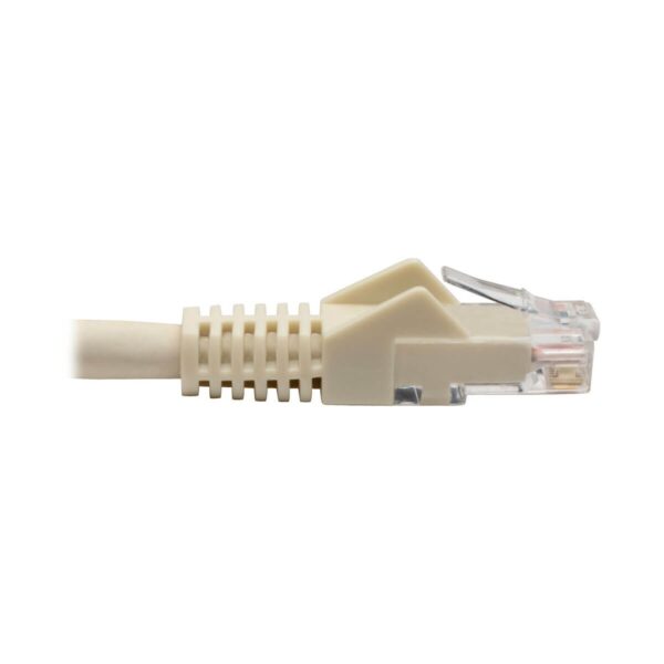 aa11e1bce973180e0cc325f2228cca04 Tripp Lite series Cat6 Gigabit Snagless Molded (UTP) Ethernet Cable (RJ45 M/M), PoE, White, 6-in. (15.24 cm)
