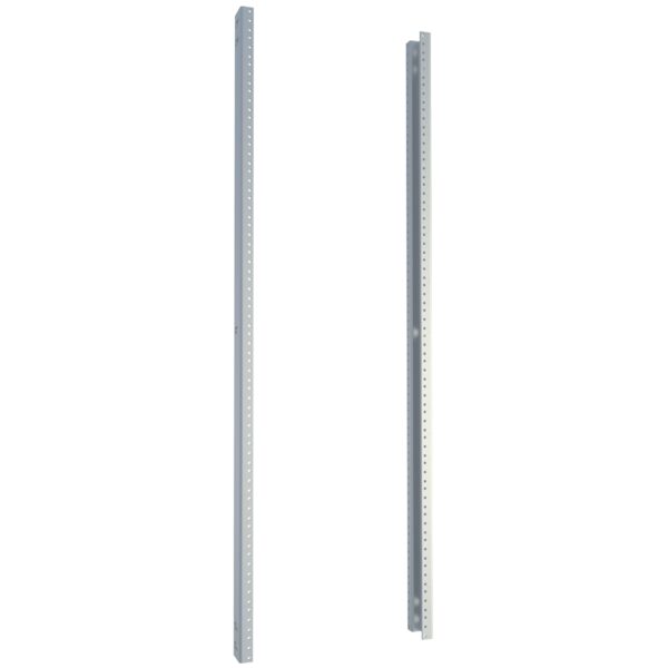 Hammond 24U 10-32 Tapped Formed Rail