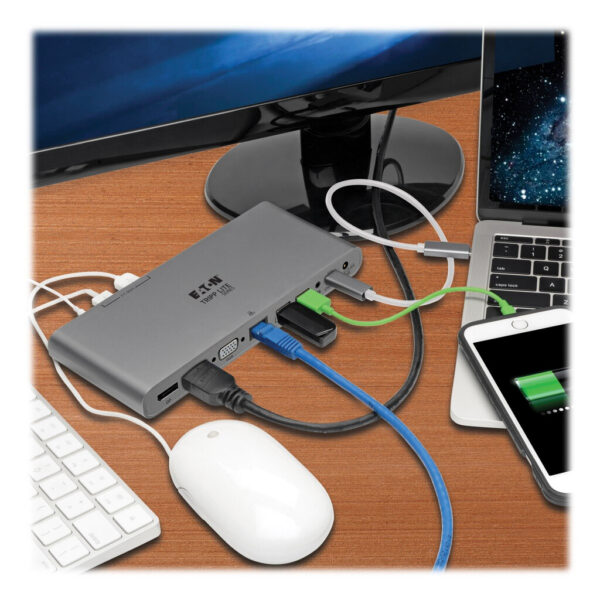 d250c89509c98c355564a43bae4e4df6 Tripp Lite series USB-C Dock, Triple Display - 4K HDMI/DisplayPort, VGA, USB 3.x (5Gbps), USB-A/C Hub Ports, GbE, 100W PD Charging, EU/UK Power Supply