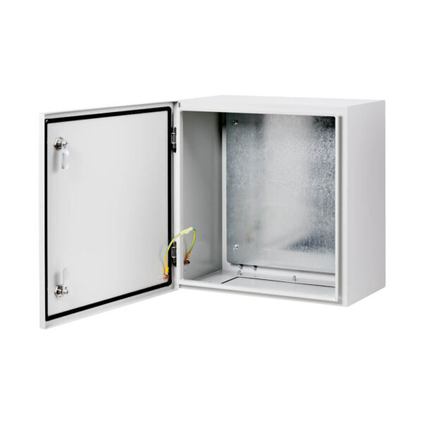 Tripp Lite series SmartRack Outdoor Industrial Enclosure with Lock - NEMA 4, Surface Mount, Metal Construction, 18 x 18 x 6 in., Gray
