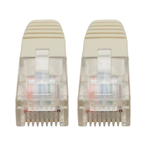 Tripp Lite series Cat5e 350 MHz Molded (UTP) Ethernet Cable (RJ45 M/M), PoE - White, 25 ft. (7.62 m)