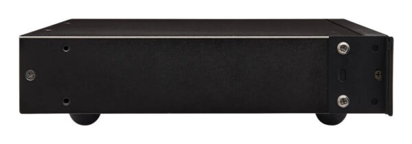 Tripp Lite series 16-Port DisplayPort/USB KVM Switch with Audio/Video and USB Peripheral Sharing, 4K 60 Hz, 1U Rack-Mount, TAA