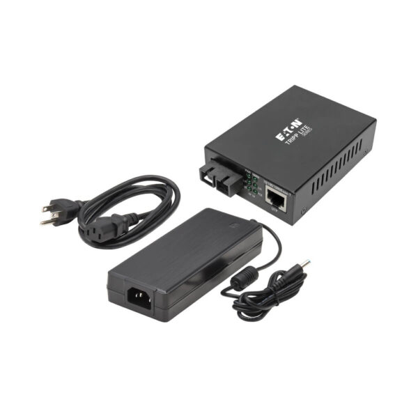 f11036a249f5be619aa7dd76f630a4c8 Tripp Lite series Gigabit Singlemode Fiber to Ethernet Media Converter, POE+ - 10/100/1000 SC, 1310 nm, 20 km (12.4 mi.)